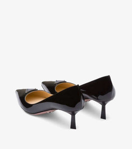 logo-plaque patent leather pumps