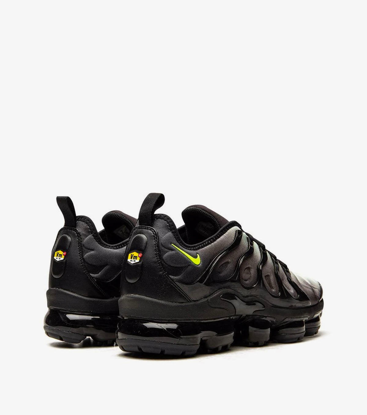 VaporMax Plus - SNKRBASE