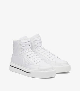 ( W ) Macro lace-up high-top - SNKRBASE