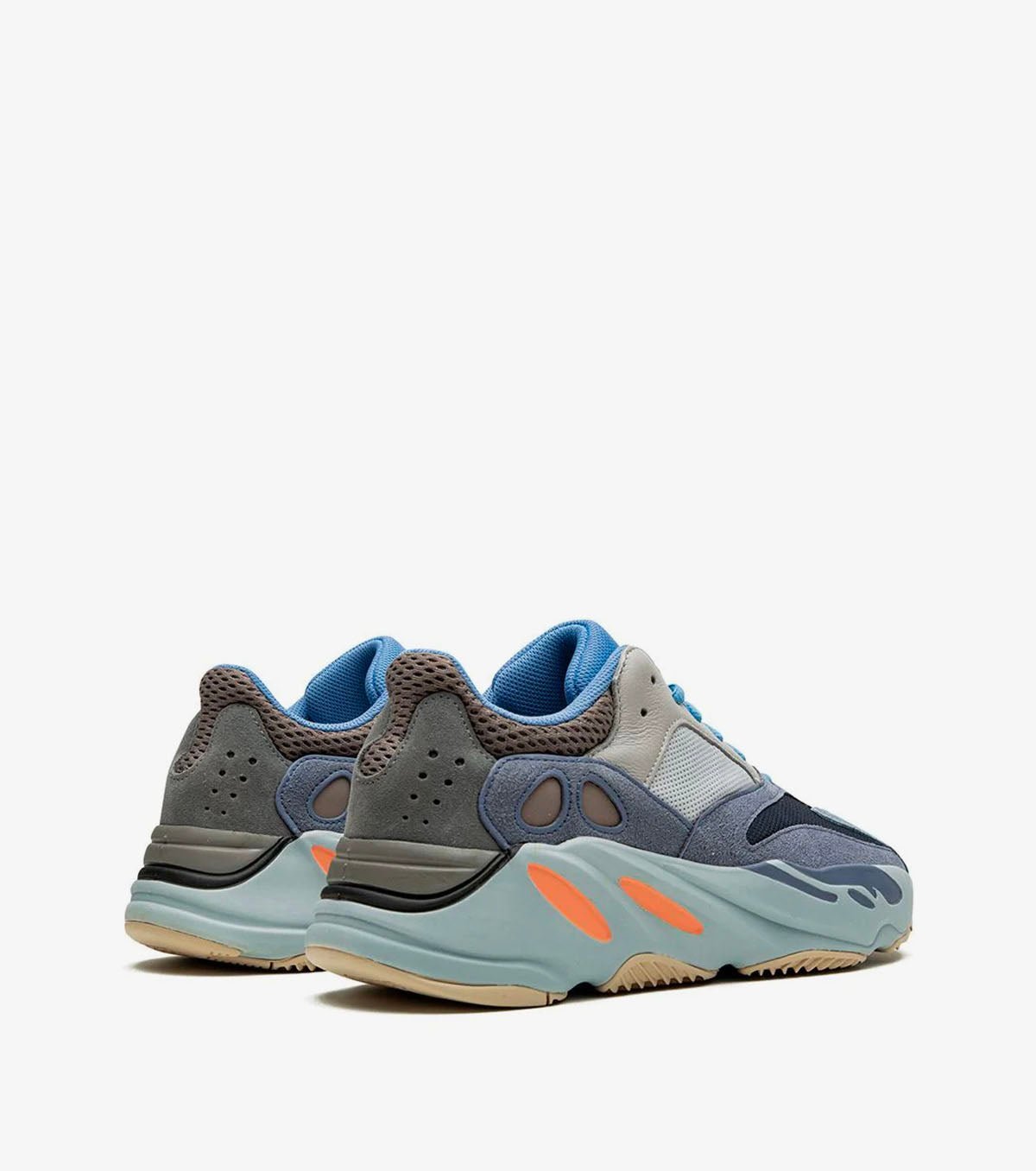 Yeezy Boost 700 "Carbon Blue" - SNKRBASE