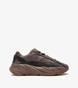 YEEZY Boost 700 V2 "Mauve" - SNKRBASE